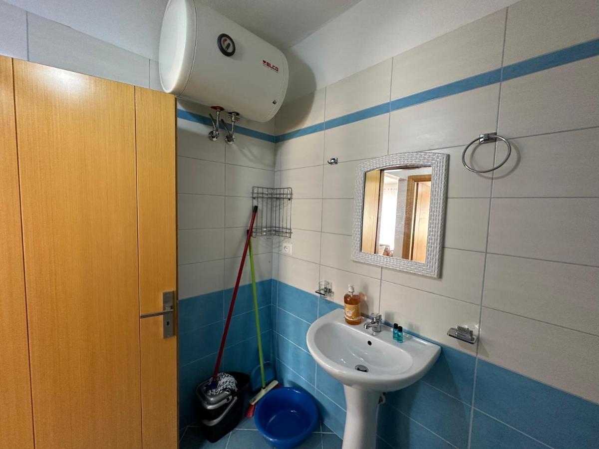 Comfort 1 Apartment Sarande Exterior photo
